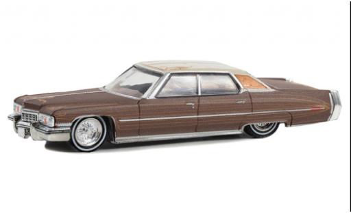 Diecast model cars Cadillac Sedan Sedan DeVille metallise brown/white 1973 1/64 Greenlight