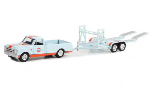 Diecast model cars Chevrolet C-10 Pickup Gulf 1968 1/64 Greenlight