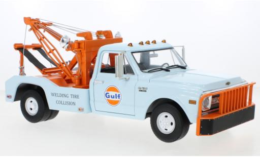 Diecast model cars Chevrolet C-30 wrecker Dually Gulf 1968 1/18 Greenlight
