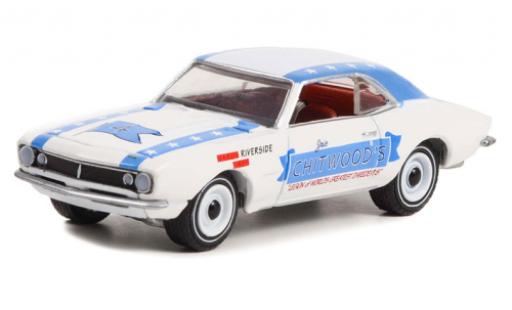 Diecast model cars Chevrolet Camaro Coupe Chitwoods 1967 1/64 Greenlight