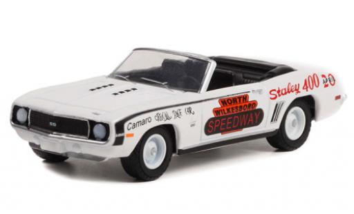 Diecast model cars Chevrolet Camaro course Convertible North Wilkesboro Speedway Pace Car 1969 1/64 Greenlight