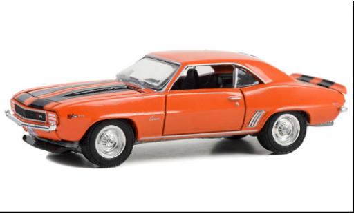 Diecast model cars Chevrolet Camaro Z28 orange/black 1969 1/64 Greenlight
