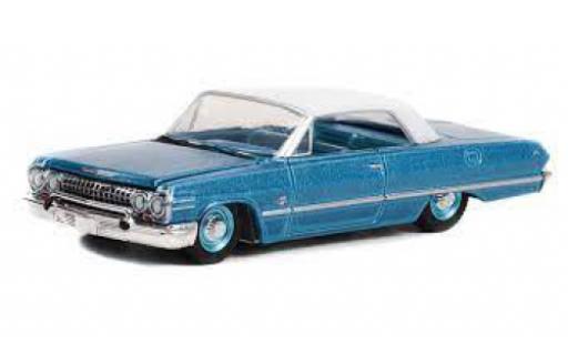 Diecast model cars Chevrolet Impala Convertible SS 409 metallise blue/beige 1963 1/64 Greenlight