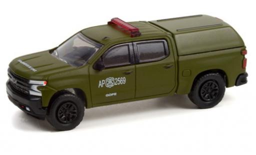 Diecast model cars Chevrolet Silverado police LT Trail Boss Z71 Carabineros de Chile 1972 1/64 Greenlight