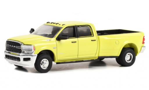 Diecast model cars Dodge RAM pickup Dodge 500 Big Horn yellow 2019 1/64 Greenlight