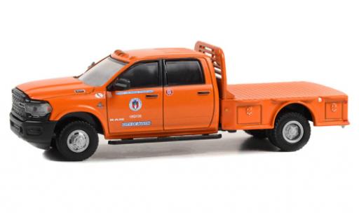 Diecast model cars Dodge RAM pickup Dodge 500 Dually Flatbed City of Austin Public Works 202 1/64 Greenlight