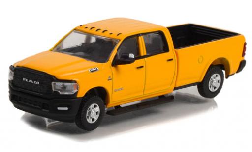 Diecast model cars Dodge RAM pickup Dodge 500 Tradesman yellow 2021 1/64 Greenlight