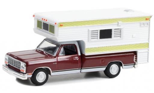 Diecast model cars Dodge RAM pickup D-250 royal metallise red 1981 1/64 Greenlight
