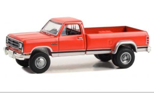 Diecast model cars Dodge RAM pickup D-350 Dually red 1989 1/64 Greenlight