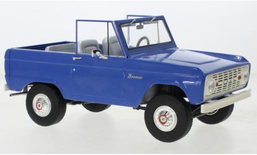 Diecast model cars Ford Bronco Wagon blue/white 1966 1/18 Greenlight
