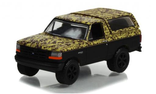 Diecast model cars Ford Bronco Wagon Dekor/black 1996 1/64 Greenlight