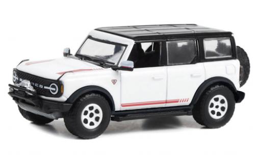 Diecast model cars Ford Bronco First Edition white/black 2021 1/64 Greenlight