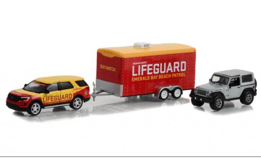 Diecast model cars Ford Explorer Berline Baywatch 2016 1/64 Greenlight