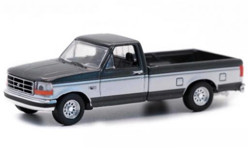 Diecast model cars Ford F-250 Pickup metallise grey/grey 1992 1/64 Greenlight