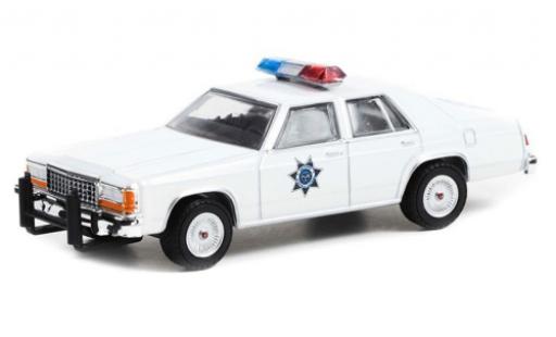 Diecast model cars Ford LTD Crown Victoria Thelma & Louise 1983 1/64 Greenlight