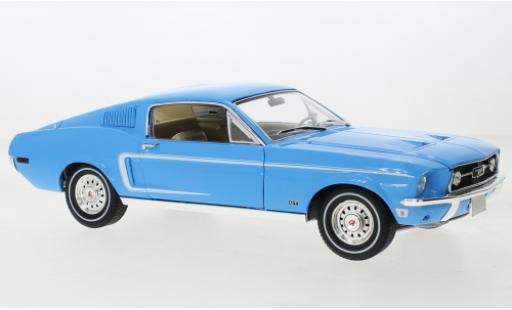 Diecast model cars Ford Mustang Fastback blue clair 1968 1/18 Greenlight