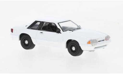 Diecast model cars Ford Mustang SSP white 1987 1/64 Greenlight