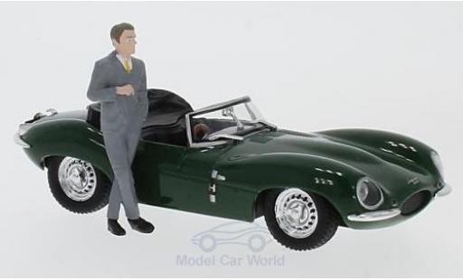 Diecast model cars Jaguar XK SS green RHD 1957 Steve McQueen Collection with Fahrer Figur 1/43 Greenlight