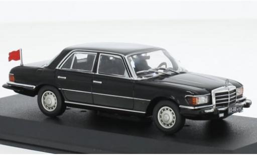 Diecast model cars Mercedes 450 Base SEL (W116) black Rocky IV 1977 1/43 Greenlight