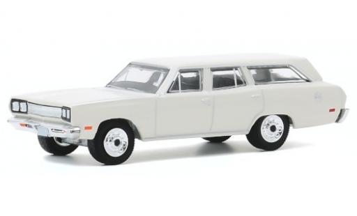 Diecast model cars Plymouth Satellite Station Wagon white 1969 1/64 Greenlight