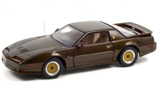 Diecast model cars Pontiac Firebird GTA metallic brown 1987 1/18 Greenlight