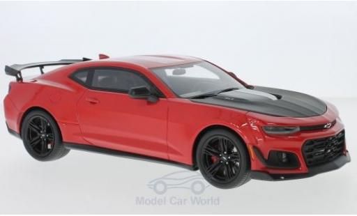 Diecast model cars Chevrolet Camaro ZL1 1LE red/black 2017 1/18 GT Spirit