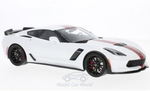 Diecast model cars Chevrolet Corvette Z06 C7 white/red 2017 1/18 GT Spirit