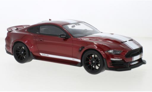 Diecast model cars Ford Mustang Fastback Shelby Super Snake metallise red fonc&Atilde;&copy;/white 2020 1/18 GT Spirit
