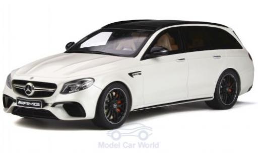 Diecast model cars Mercedes Classe E T-Modell AMG E63 metallic white 2019 1/18 GT Spirit