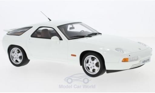 Diecast model cars Porsche 928 GTS white 1/18 GT Spirit