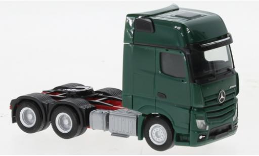 Diecast model cars Mercedes Actros Gigaspace 6x4 green fonc&Atilde;&copy; 1/87 Herpa