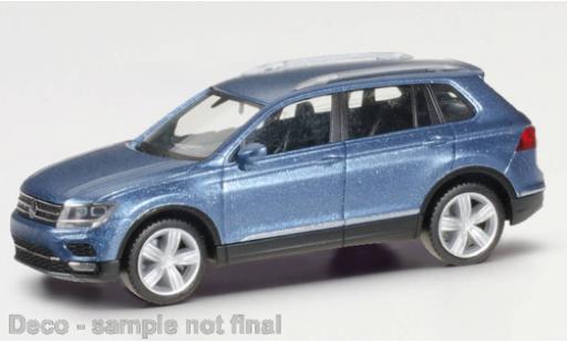 Diecast model cars Volkswagen Tiguan Base metallise blue 1/87 Herpa