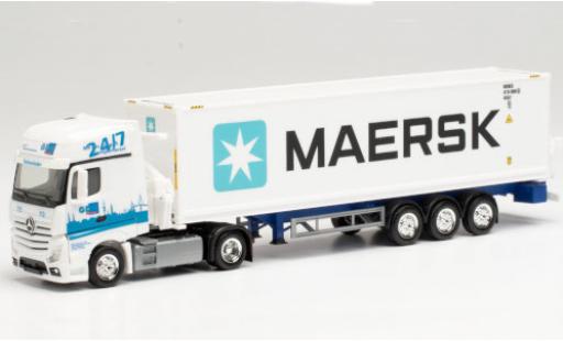 Diecast model cars Mercedes Actros Gigaspace GDH / Maersk Seitenladersattelzug 1/87 Herpa