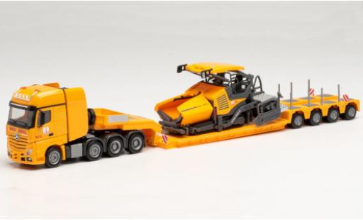 Diecast model cars Mercedes Actros SLT Max B&Atilde;&para;gl Tiefladesattelzug with V&Atilde;&para;gele Deckenfertiger 1900i 1/87 Herpa