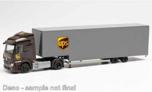 Diecast model cars Mercedes Actros Streamspace 2.3 UPS Jumbotrunk-Sattelzug 1/87 Herpa