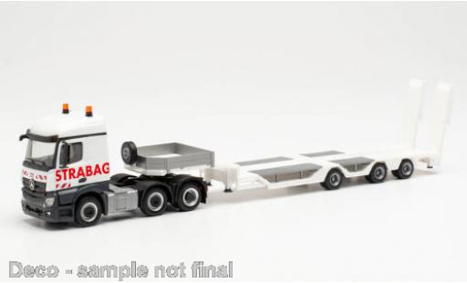 Diecast model cars Mercedes Actros Streamspace 2.5 STRABAG Goldhofer Allrounder-Sattelzug 1/87 Herpa