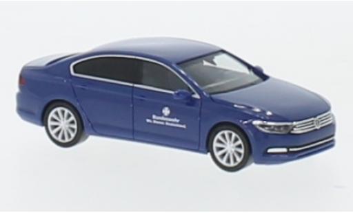 Diecast model cars Volkswagen Passat Base Limousine blue Bundeswehr Fuhrpark Service 1/87 Herpa