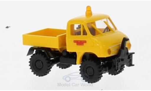 Diecast model cars Mercedes Unimog 406-425 U411 flatbed US Air Force Berlin 1/87 Herpa