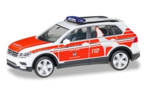 Diecast model cars Volkswagen Tiguan Base Fire brigade Wolfsburg Notarztfahrzeug 1/87 Herpa