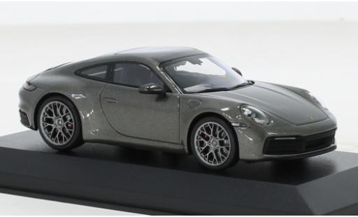 Diecast model cars Porsche 911 4S Carrera metallise grey 2019 1/43 Minichamps