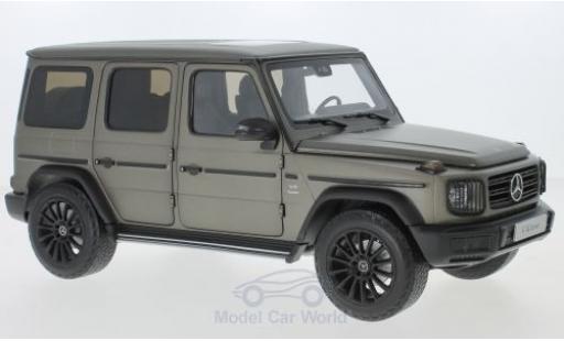 Diecast model cars Mercedes Classe G Base (W463) grey 2019 40 Jahre 1/18 Minichamps