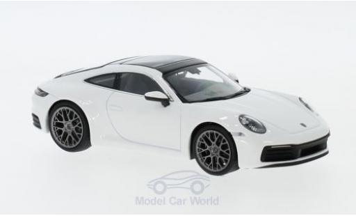 Diecast model cars Porsche 911 Carrera 4 white 2019 1/43 Minichamps
