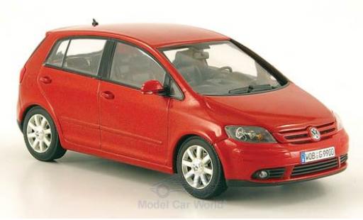 Diecast model cars Volkswagen Golf Base V Plus metallic red 2005 1/43 Minichamps