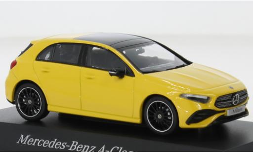 Diecast model cars Mercedes Classe A AMG (W177) Line metallise yellow 2022 1/43 I Minimax