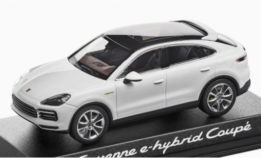 Diecast model cars Porsche Cayenne e-hybrid Coupe white 2019 1/43 Norev