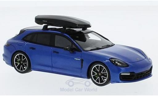 Diecast model cars Porsche Panamera e-hybrid 4 Sport Turismo metallic blue with roofbox 1/43 Spark