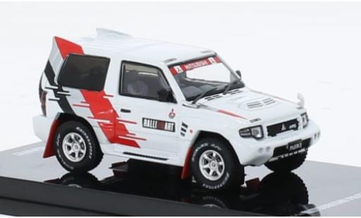 Diecast model cars Mitsubishi Pajero Evolution Ralliart white/Dekor RHD 1/64 INNO64