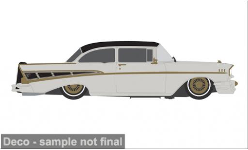 Diecast model cars Chevrolet Bel Air Coupe - Lowrider grey 1957 1/64 IXO America