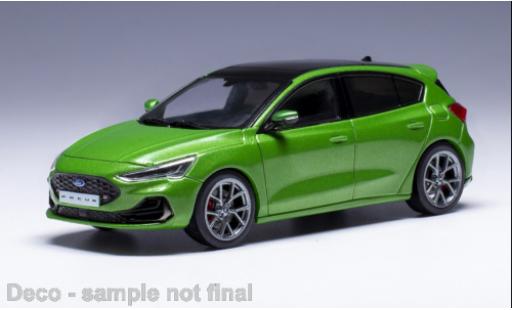 Diecast model cars Ford Focus ST metallise green 2022 1/43 IXO