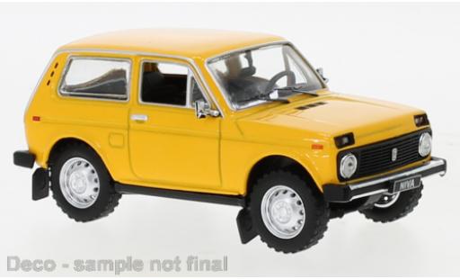 Diecast model cars Lada Niva Base yellow 1978 1/43 IXO
